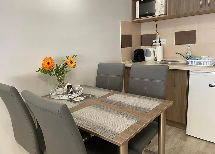 アパート Oreo エゲル