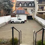 Oreo Apartman Eger